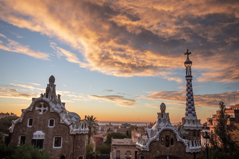 parc guell what to visit in barcelona